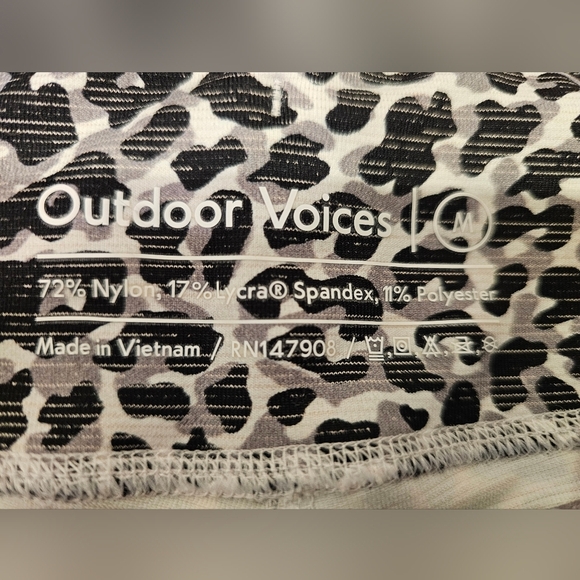 Outdoor Voices Leopard Print leggings - Picture 7 of 7